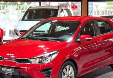 Kia Rio 11.800 km 14.369 &euro; Bietigheim-Bissingen 74321