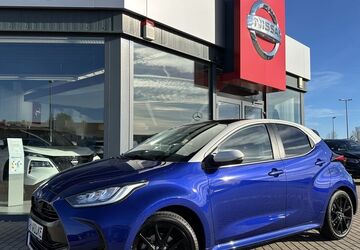 Mazda 2 Hybrid 30.100 km 19.490 &euro; Magdeburg 39120