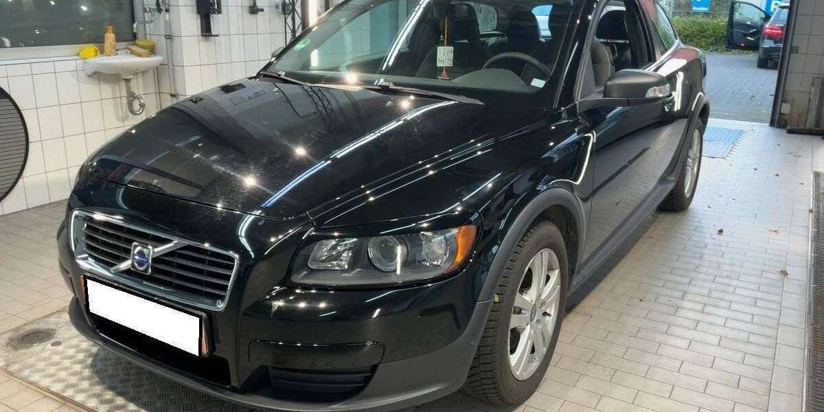 Volvo C30 110.000 km 6.900 &euro; Eschenburg 35713