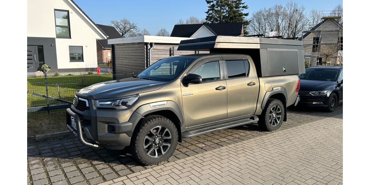 Toyota Hilux 66.000 km 54.900 &euro; Wakendorf II 24558