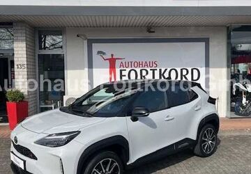 Toyota Yaris Cross 29.980 km 28.980 &euro; Bielefeld 33689