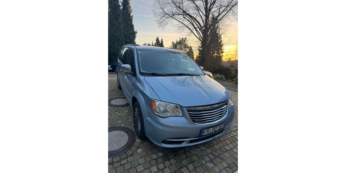 Chrysler Grand Voyager 139.000 km 12.700 &euro; Freiburg 79104