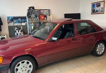 Mercedes-Benz 190 125.450 km 22.750 &euro; Bremen 28777