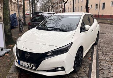 Nissan Leaf 11.500 km 19.500 &euro; Berlin 13595