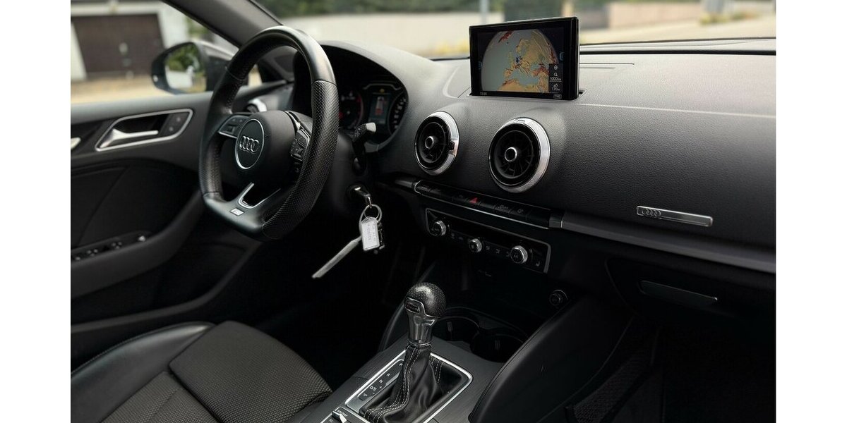 Audi A3 2.0 TDI S-Tronic Sportback S-Line sport 147.000 km 14.990 &euro; Neckarsulm 74172
