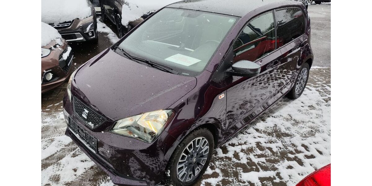 Seat Mii 31.900 km 9.890 &euro; Gelsenkirchen 45899