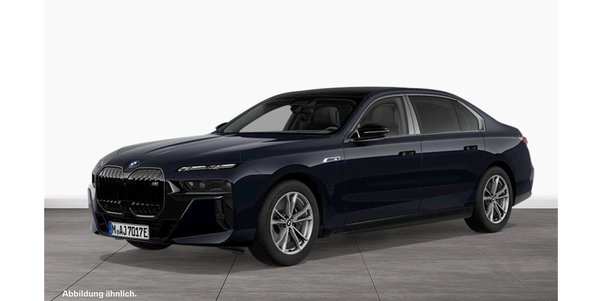 BMW M760 5.478 km 139.990 &euro; Rosenheim 83026