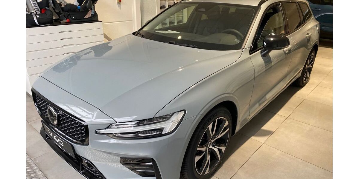 Volvo V60 5.000 km 51.990 &euro; Reutlingen 72760