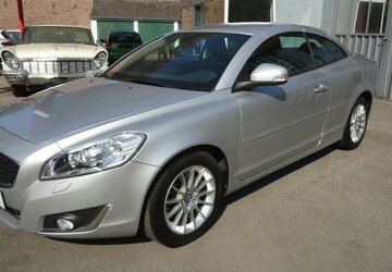 Volvo C70 2,0 D/130 KW 1.Hand Leder+Xenon+Klima Top 151.550 km 12.490 &euro; Neuss 41462