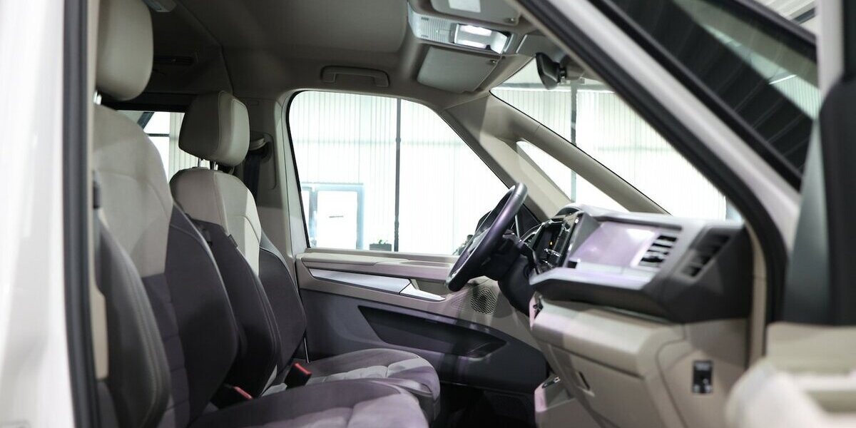 VW T7 Multivan TSI DSG LANG EDITION WHITE & BLACK 22.000 km 56.444 &euro; Hamm 59077