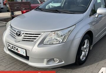 Toyota Avensis 168.607 km 7.990 &euro; Rostock-Warnemünde 18119