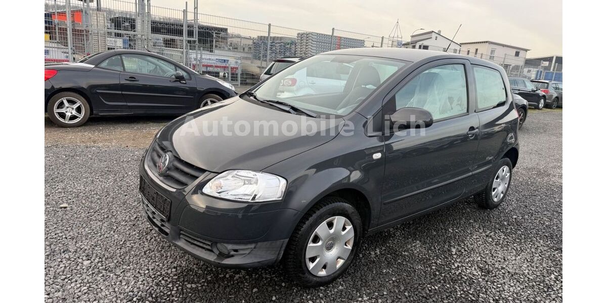 VW Fox 76.000 km 2.999 &euro; Lich 35423