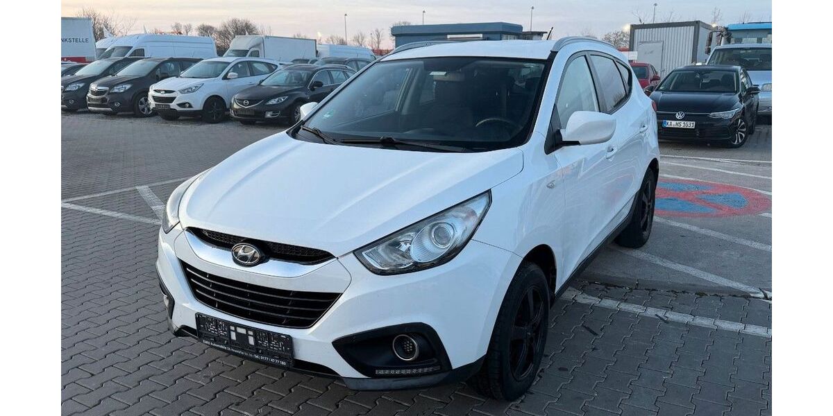 Hyundai ix35 168.452 km 4.600 &euro; MITTENWALDE 15749