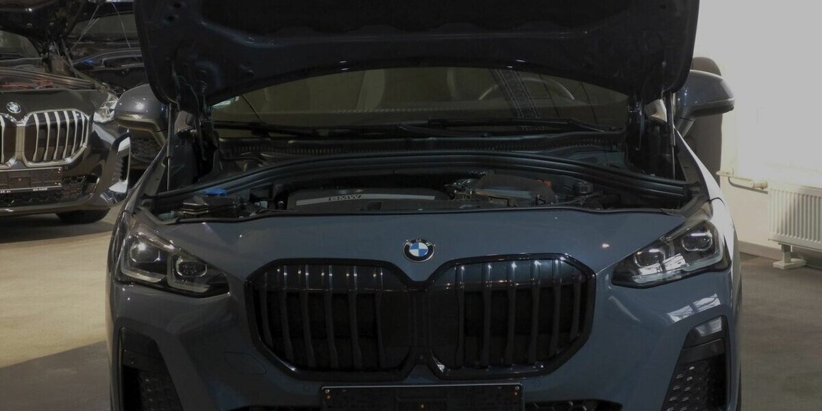 BMW 216 Active Tourer i M Sport 360°,HUD,Driv.Plus 5.800 km 28.590 &euro; Landshut 84030