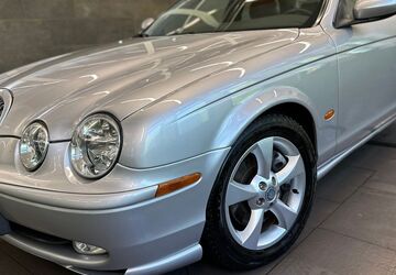 Jaguar S-Type 140.537 km 5.588 &euro; Cottbus 03044