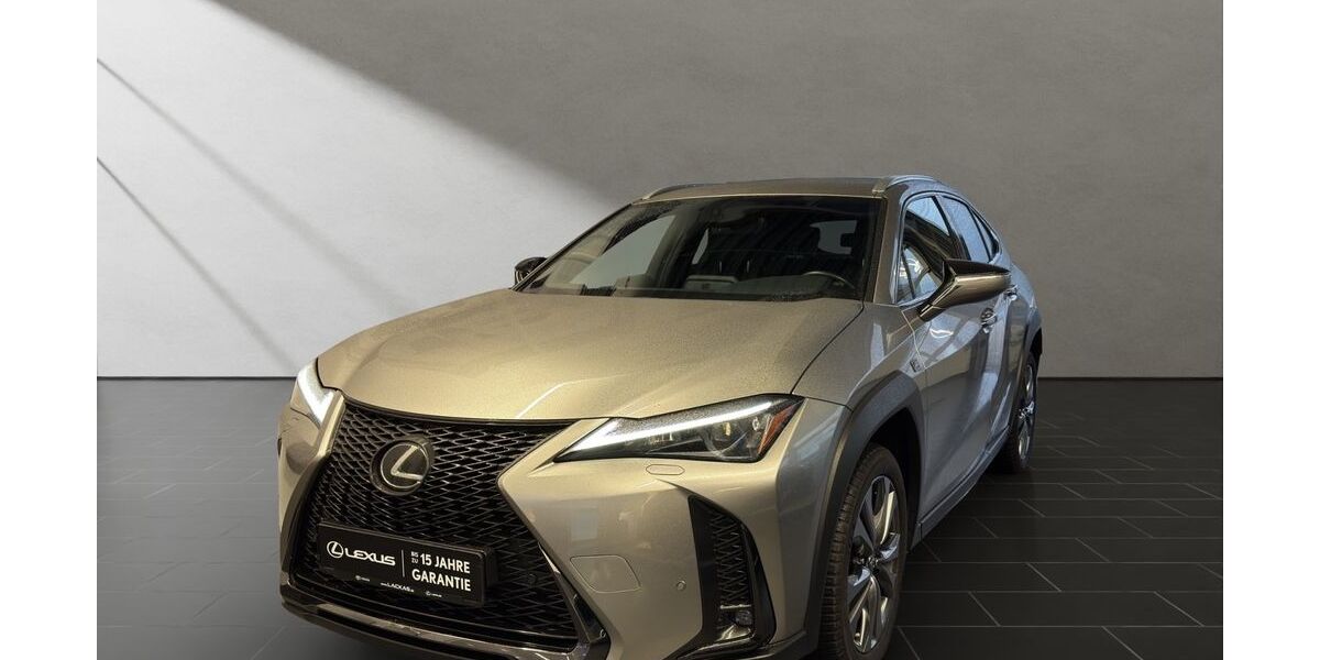 Lexus UX 16.150 km 35.990 &euro; Wesel 46485