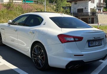 Maserati Ghibli 125.560 km 26.500 &euro; hamburg 22587