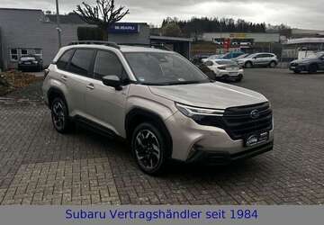 Subaru Forester 10.700 km 37.970 &euro; Eschenburg-Eibelshausen 35713
