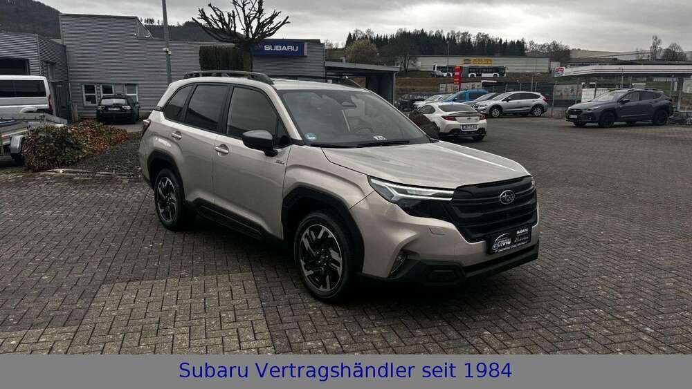Subaru Forester 10.700 km 37.970 &euro; Eschenburg-Eibelshausen 35713