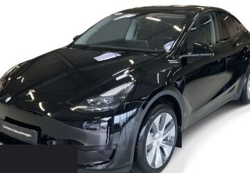 Tesla Model Y 34.252 km 32.200 &euro; Hanau 63457