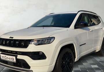 Jeep Compass 12.242 km 26.998 &euro; Heyrothsberge 39175