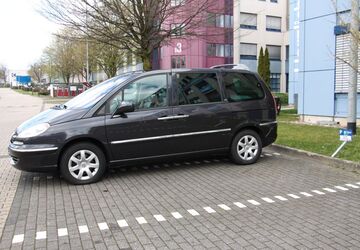 Peugeot 807 220.000 km 4.500 &euro; Würselen 52146