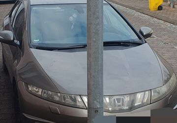 Honda Civic 318.767 km 2.000 &euro; Straußfurt 99634