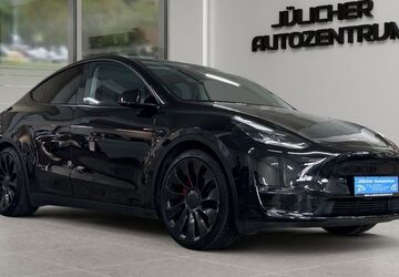 Tesla Model Y 64.553 km 39.490 &euro; Jülich 52428