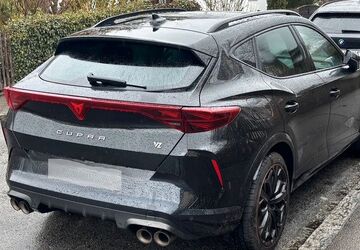 Cupra Formentor 3.400 km 52.500 &euro; München 81476