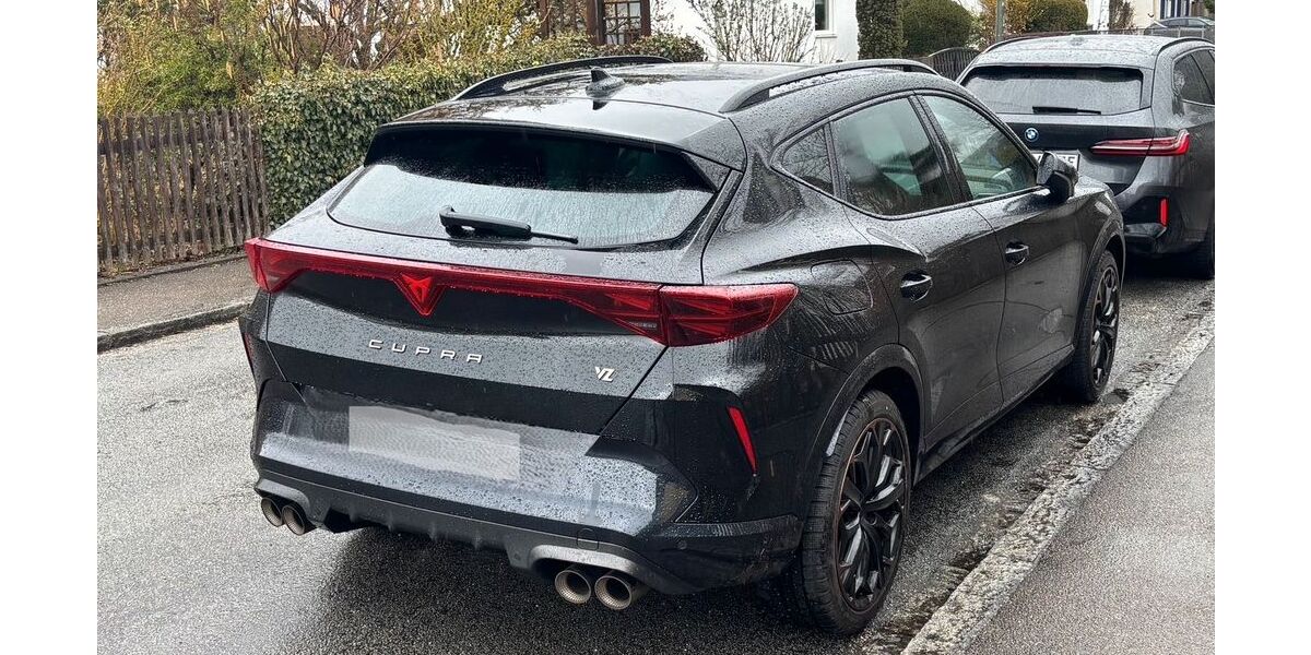 Cupra Formentor 3.400 km 52.500 &euro; München 81476