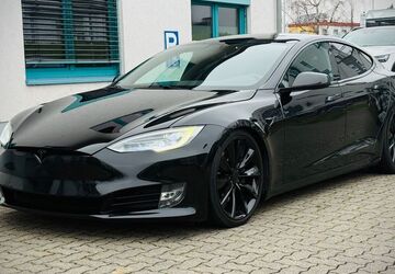 Tesla Model S 165.000 km 26.600 &euro; Maintal 63477