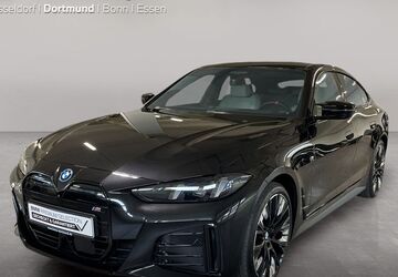 BMW i4 3.992 km 69.799 &euro; Dortmund 44263