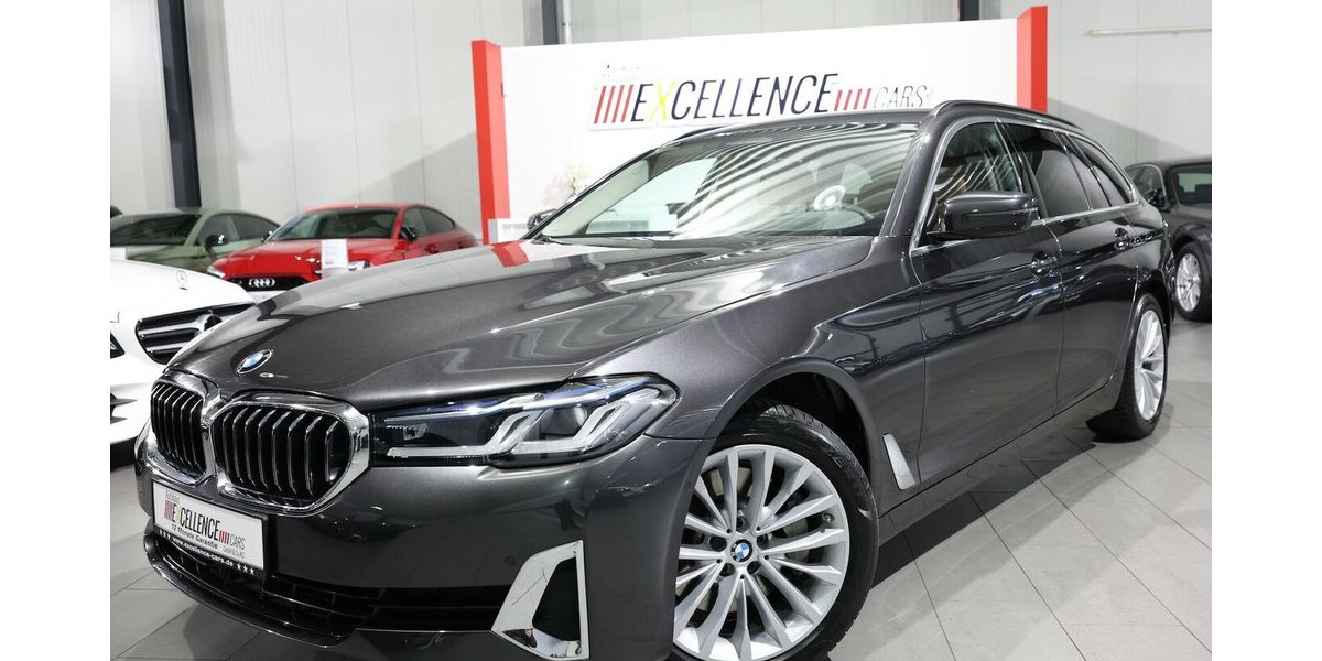 BMW 530i Touring INNOVATION LUXURY-LINE BUSINESS 45.000 km 40.444 &euro; Hamm 59077