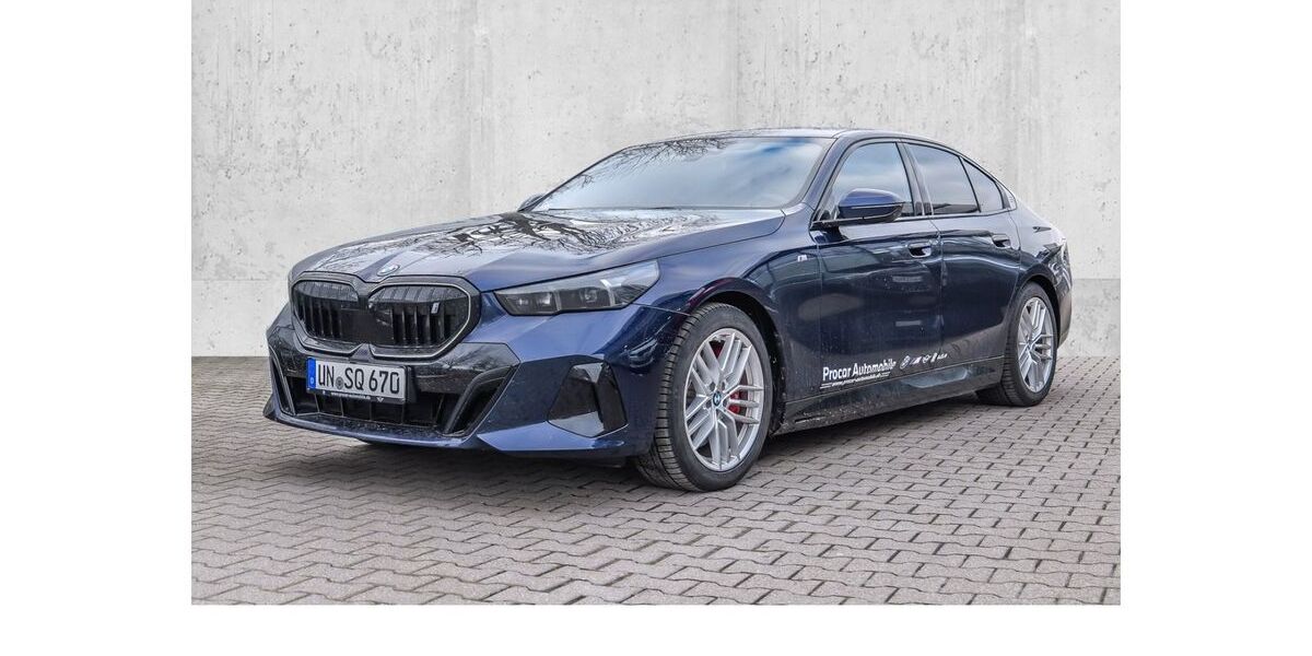BMW i5 23.000 km 53.990 &euro; Unna 59425