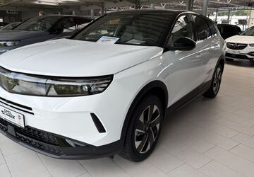 Opel Grandland (X) 9.186 km 33.490 &euro; Wilhelmshaven 26389
