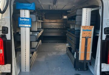 Opel Vivaro 54.499 km 18.900 &euro; Sindelfingen 71065