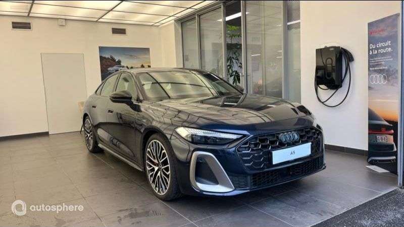 Audi A5 2.0 TFSI 204ch S line quattro S tronic 7 8.000 km 68.999 &euro; Champniers 16430