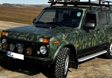 Lada Niva 8.362 km 23.999 &euro; Weimar 99425