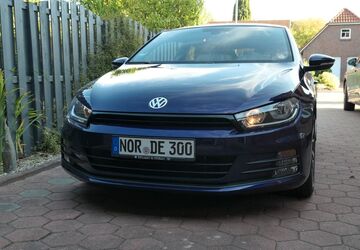 VW Scirocco 74.000 km 16.000 &euro; Upgant-Schott 26529