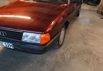 Audi 100 136.000 km 4.900 &euro; Eggenstein-Leopoldshafen 76344