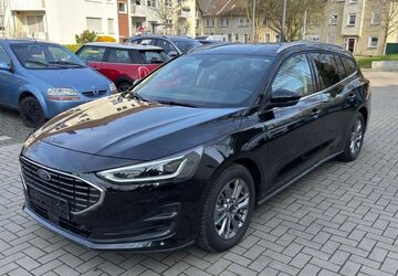 Ford Focus 15.100 km 22.799 &euro; Essen 45143