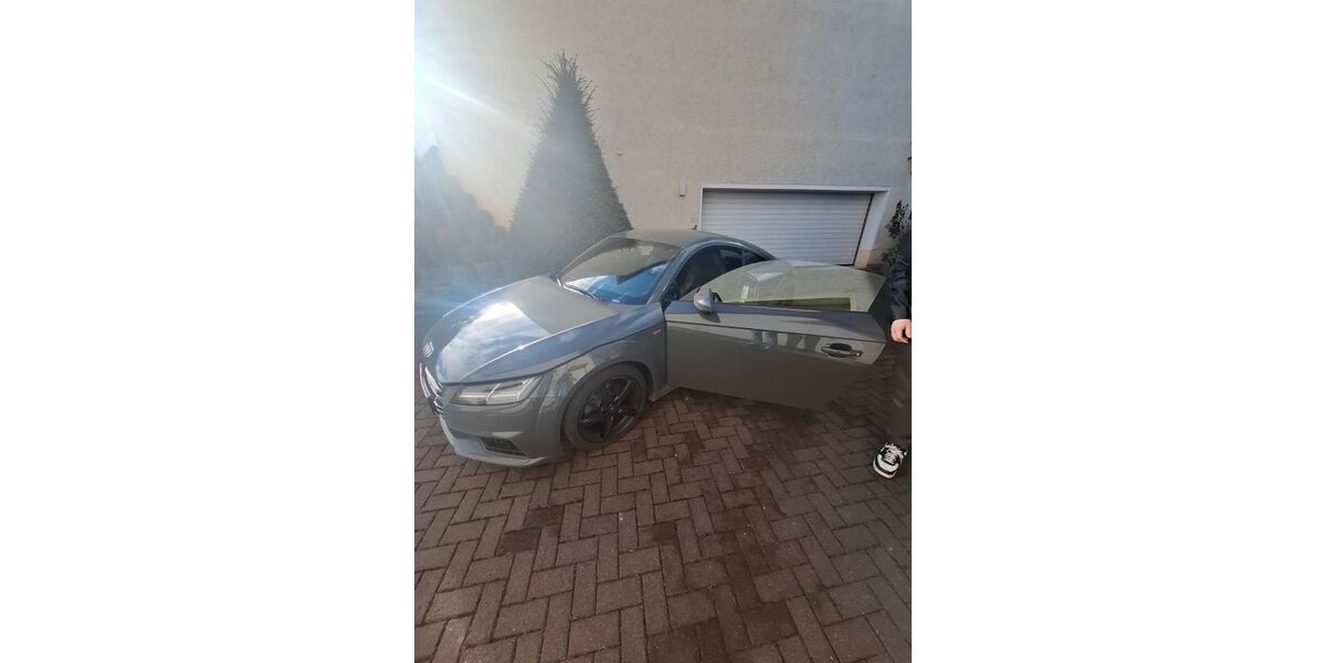 Audi TT 123.400 km 17.000 &euro; Mechernich 53894