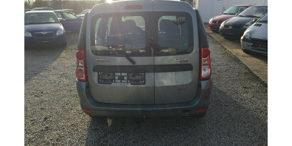 Dacia Logan MCV,Laureate 1.5 dCi,el.Fh,AHK,Tüv Neu! 174.000 km 3.999 &euro; Himmelkron 95502