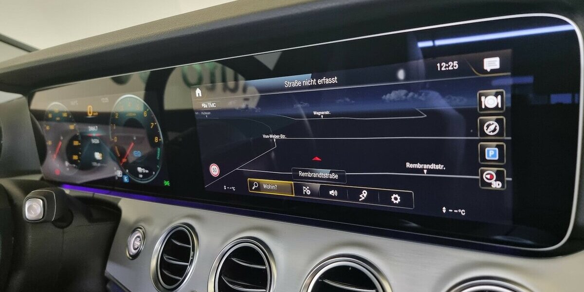 Mercedes-Benz E 300 e PHEV LED ACC Navi Digital Kamera 54.500 km 31.900 &euro; Garrel 49681