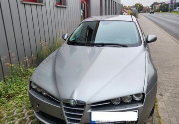 Alfa Romeo 159 198.000 km 1.900 &euro; Troisdorf 53842
