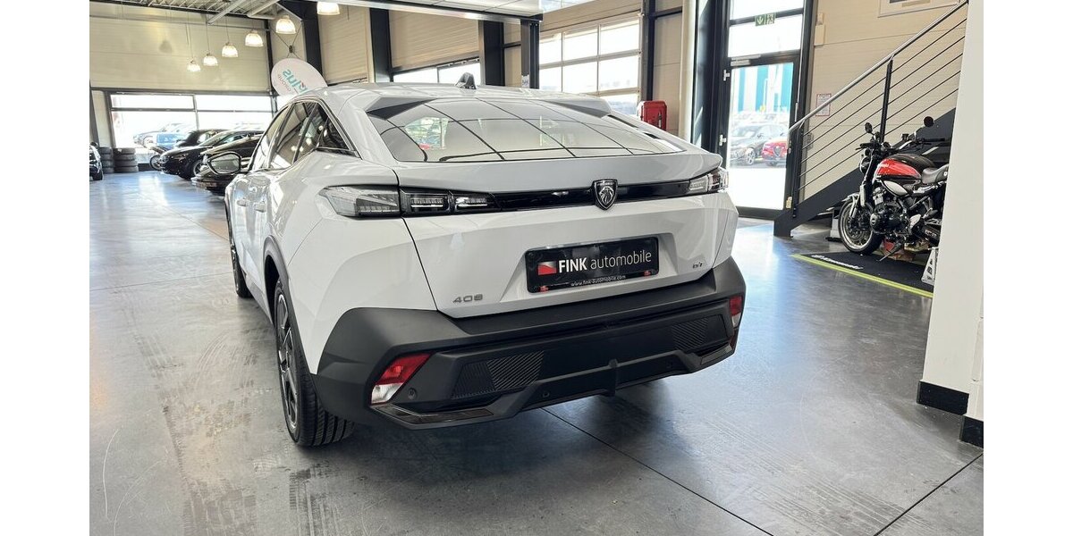 Peugeot 408 GT 130 PureTech EAT8 Focal Panodach 32.000 km 24.370 &euro; Lich 35423