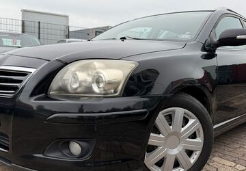 Toyota Avensis 237.500 km 1.990 &euro; Hildesheim 31137