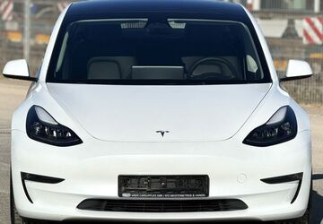 Tesla Model 3 66.725 km 33.250 &euro; Belm 49191