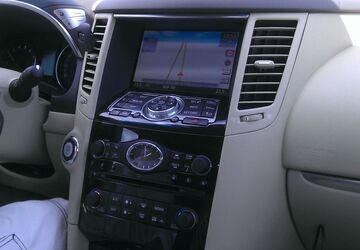 INFINITI FX 222.000 km 11.350 &euro; Eschborn 65760