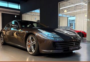 Ferrari GTC4Lusso 57.750 km 221.450 &euro; Köln 50829